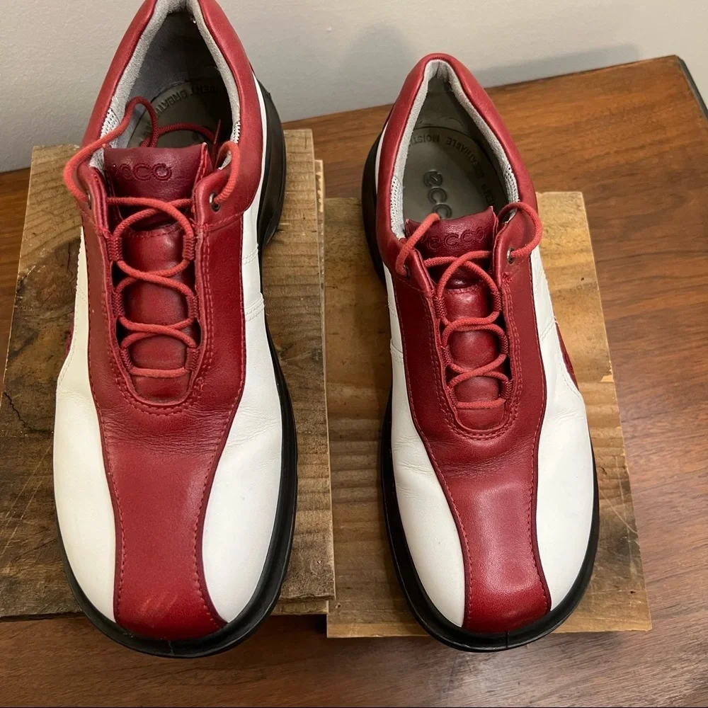 Ecco women’s‎ golf shoes size 40 red and white.